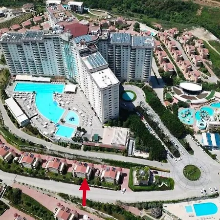Goldcity De Deniz-doga Manzarali Villa, Isitmali Havuz,sauna,fitness ,fiber Wifi * Αλάνια