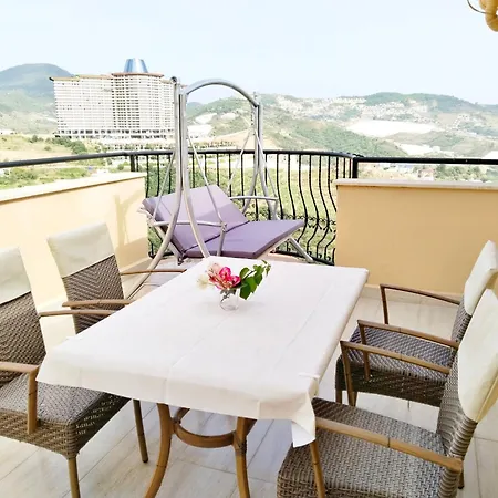 Goldcity De Deniz-doga Manzarali Villa, Isitmali Havuz,sauna,fitness ,fiber Wifi Βίλα *