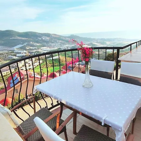 Goldcity De Ana Binaya Yakın Deniz-doğa Manzaralı Alanya