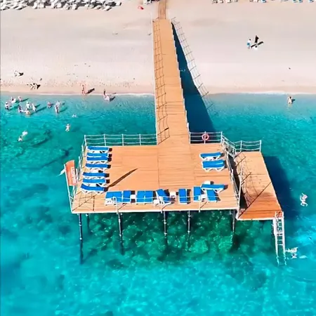 Goldcity De Ana Binaya Yakın Deniz-doğa Manzaralı *