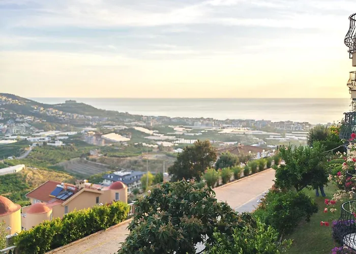 Villa Goldcity De Ana Binaya Yakın Deniz-doğa Manzaralı