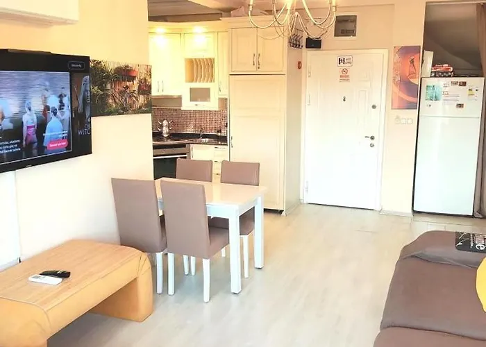 Villa Goldcity De Ana Binaya Yakın Deniz-doğa Manzaralı