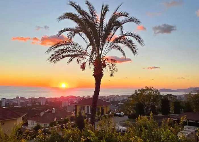 Goldcity De Ana Binaya Yakın Deniz-doğa Manzaralı