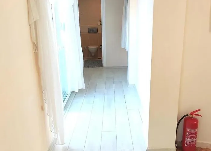 Goldcity De Ana Binaya Yakın Deniz-doğa Manzaralı Alanya